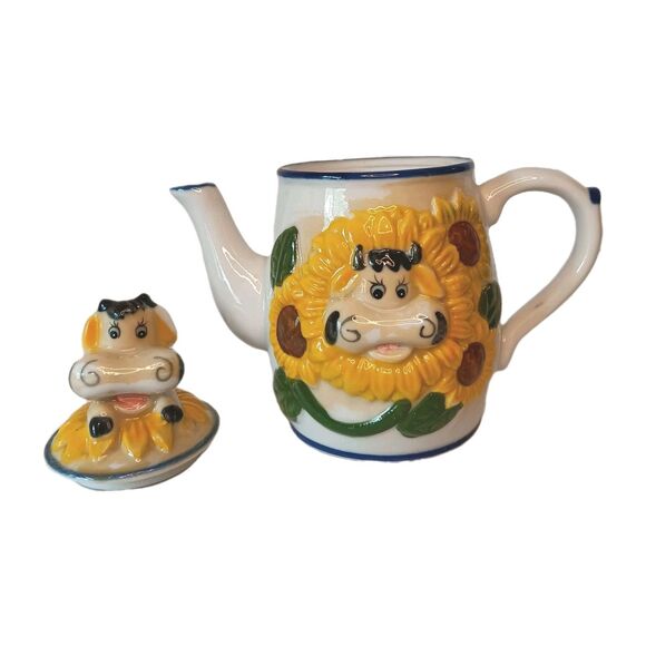 Cow With Sunflowers Ceramic Small Teapot Or Large Creamer Kitschy 6" x 7" - Picture 5 of 11